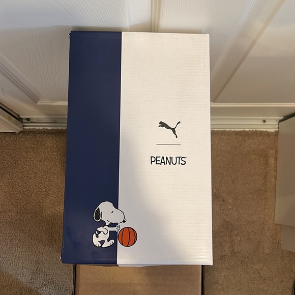 Puma X Future Rider Sneakers Limited Edition sketches of Charlie Brown & Snoopy - Picture 9 of 12